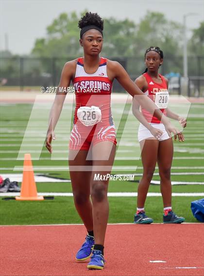 Thumbnail 2 in UIL Regional Track & Field Meet R3 photogallery.