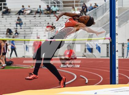 Thumbnail 3 in UIL Regional Track & Field Meet R3 photogallery.