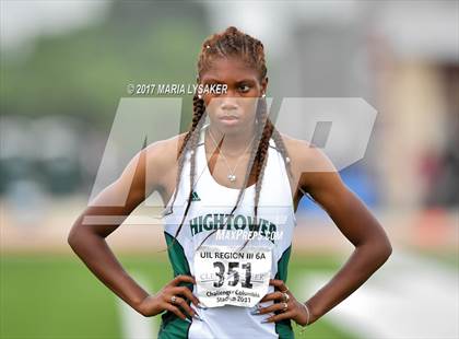 Thumbnail 1 in UIL Regional Track & Field Meet R3 photogallery.