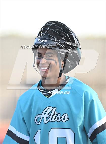 Thumbnail 2 in Aliso Niguel vs. St. John Bosco (CIF-SS Division 2 RD. 3) photogallery.