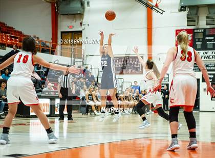 Thumbnail 1 in Farragut @ Lenoir City photogallery.