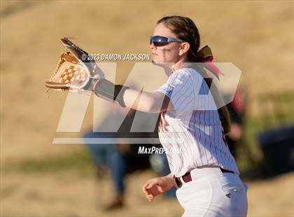 Thumbnail 2 in Moapa Valley vs Pahrump Valley (Sherm Bennett Memorial Tournament) photogallery.