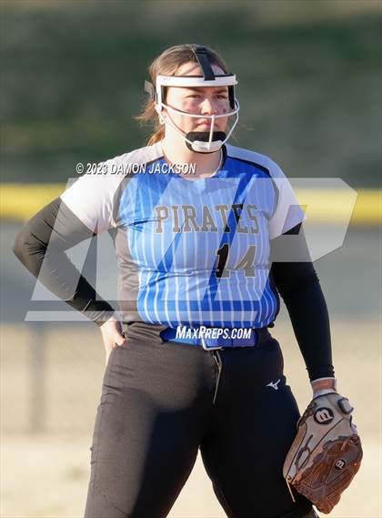 Thumbnail 1 in Moapa Valley vs Pahrump Valley (Sherm Bennett Memorial Tournament) photogallery.