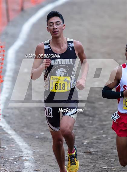 Thumbnail 1 in CIF State Cross Country Championships (Boys D3 Race) photogallery.
