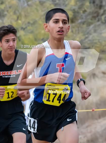 Thumbnail 2 in CIF State Cross Country Championships (Boys D3 Race) photogallery.
