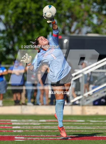 Thumbnail 3 in Coppell vs. Lake Travis (UIL 6A Soccer Division I Final) photogallery.