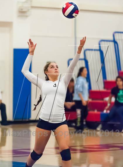 Thumbnail 2 in Archbishop Mitty vs. Los Altos (CIF CCS D2 Final) photogallery.