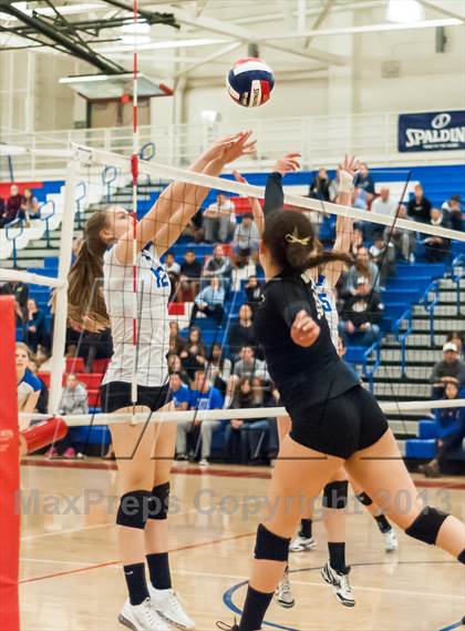 Thumbnail 1 in Archbishop Mitty vs. Los Altos (CIF CCS D2 Final) photogallery.