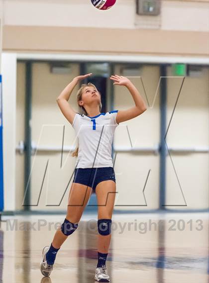 Thumbnail 2 in Archbishop Mitty vs. Los Altos (CIF CCS D2 Final) photogallery.