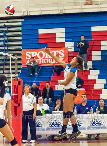 Thumbnail 2 in Archbishop Mitty vs. Los Altos (CIF CCS D2 Final) photogallery.