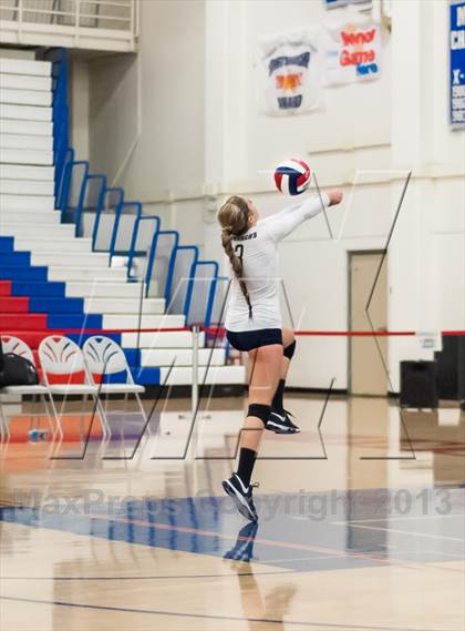 Thumbnail 2 in Archbishop Mitty vs. Los Altos (CIF CCS D2 Final) photogallery.