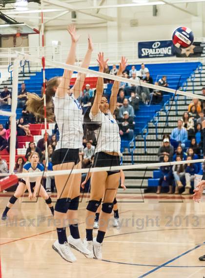 Thumbnail 1 in Archbishop Mitty vs. Los Altos (CIF CCS D2 Final) photogallery.