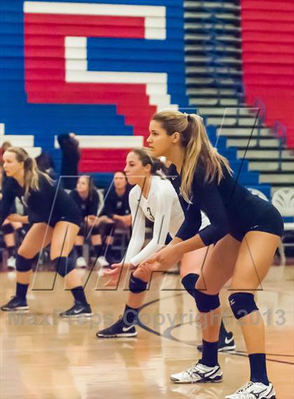 Thumbnail 1 in Archbishop Mitty vs. Los Altos (CIF CCS D2 Final) photogallery.