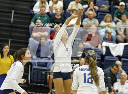 Thumbnail 2 in Garces Memorial vs. Exeter (CIF D2 Central Section Final) photogallery.