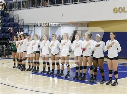 Thumbnail 2 in Garces Memorial vs. Exeter (CIF D2 Central Section Final) photogallery.
