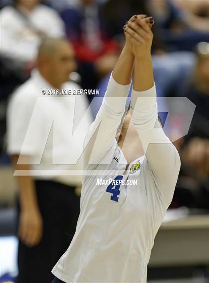 Thumbnail 1 in Garces Memorial vs. Exeter (CIF D2 Central Section Final) photogallery.