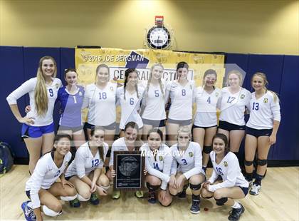 Thumbnail 2 in Garces Memorial vs. Exeter (CIF D2 Central Section Final) photogallery.