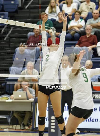 Thumbnail 2 in Garces Memorial vs. Exeter (CIF D2 Central Section Final) photogallery.