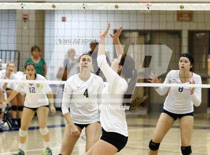 Thumbnail 1 in Garces Memorial vs. Exeter (CIF D2 Central Section Final) photogallery.