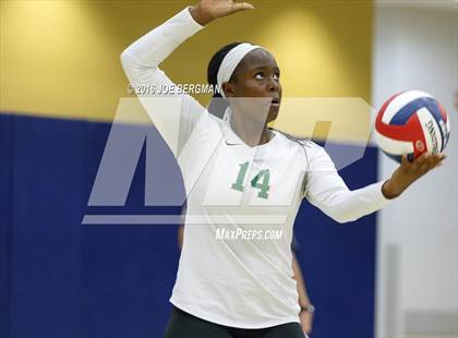 Thumbnail 3 in Garces Memorial vs. Exeter (CIF D2 Central Section Final) photogallery.