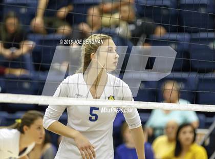Thumbnail 3 in Garces Memorial vs. Exeter (CIF D2 Central Section Final) photogallery.
