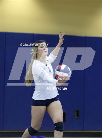 Thumbnail 1 in Garces Memorial vs. Exeter (CIF D2 Central Section Final) photogallery.