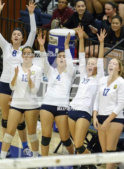 Thumbnail 2 in Garces Memorial vs. Exeter (CIF D2 Central Section Final) photogallery.