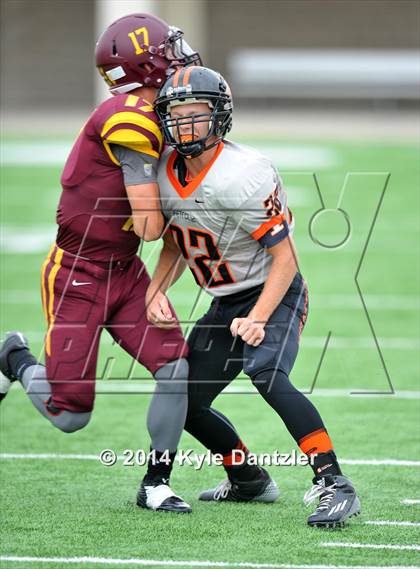 Thumbnail 3 in Petrolia @ Bells photogallery.