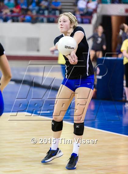 Thumbnail 2 in Ponderosa vs. Longmont (CHSAA 4A Playoff) photogallery.