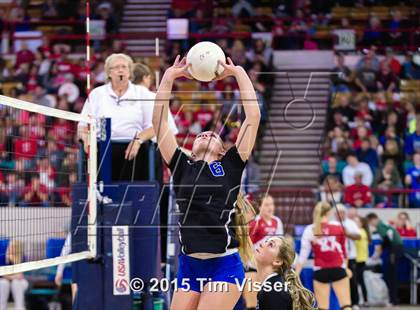 Thumbnail 1 in Ponderosa vs. Longmont (CHSAA 4A Playoff) photogallery.