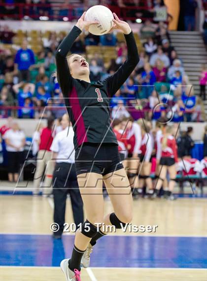 Thumbnail 2 in Ponderosa vs. Longmont (CHSAA 4A Playoff) photogallery.