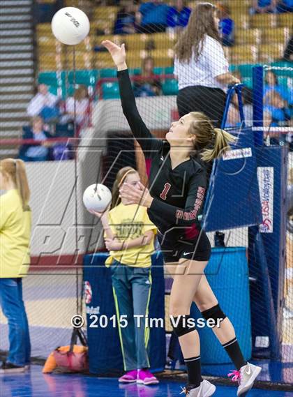 Thumbnail 2 in Ponderosa vs. Longmont (CHSAA 4A Playoff) photogallery.