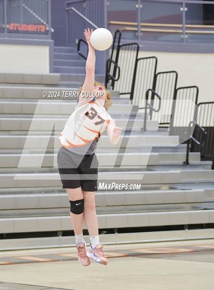 Thumbnail 1 in Westlake @ Skyridge (Sophomore) photogallery.