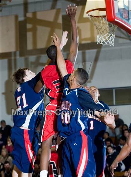 Thumbnail 1 in Modesto Christian vs. Skyline  (Modesto Christian Holiday Hoops) photogallery.