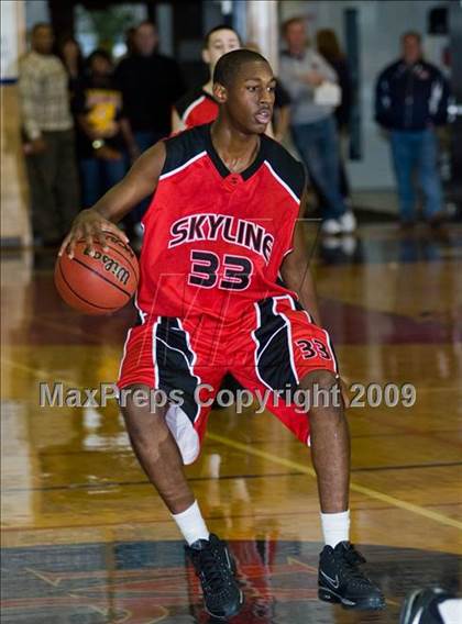 Thumbnail 3 in Modesto Christian vs. Skyline  (Modesto Christian Holiday Hoops) photogallery.