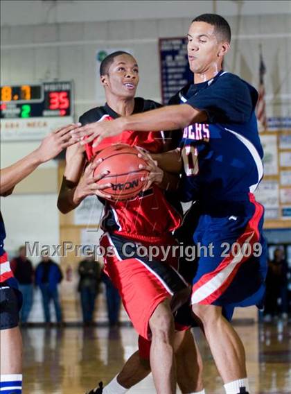 Thumbnail 2 in Modesto Christian vs. Skyline  (Modesto Christian Holiday Hoops) photogallery.
