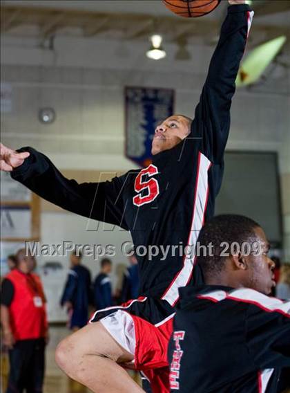 Thumbnail 3 in Modesto Christian vs. Skyline  (Modesto Christian Holiday Hoops) photogallery.