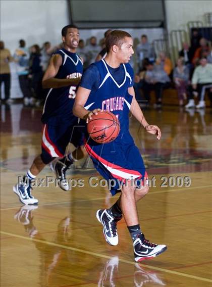 Thumbnail 2 in Modesto Christian vs. Skyline  (Modesto Christian Holiday Hoops) photogallery.