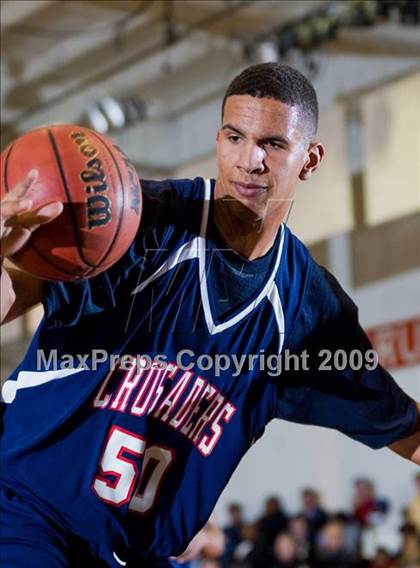 Thumbnail 2 in Modesto Christian vs. Skyline  (Modesto Christian Holiday Hoops) photogallery.