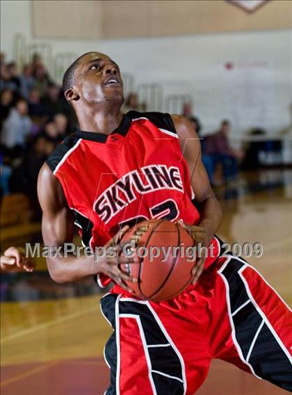 Thumbnail 3 in Modesto Christian vs. Skyline  (Modesto Christian Holiday Hoops) photogallery.