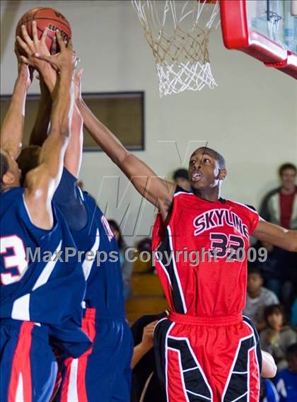 Thumbnail 1 in Modesto Christian vs. Skyline  (Modesto Christian Holiday Hoops) photogallery.