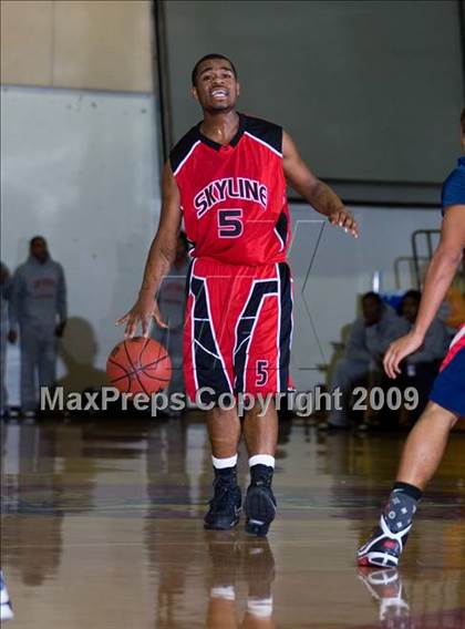 Thumbnail 1 in Modesto Christian vs. Skyline  (Modesto Christian Holiday Hoops) photogallery.