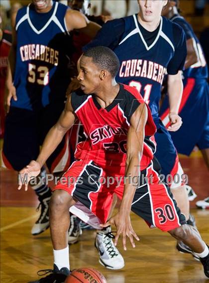 Thumbnail 3 in Modesto Christian vs. Skyline  (Modesto Christian Holiday Hoops) photogallery.