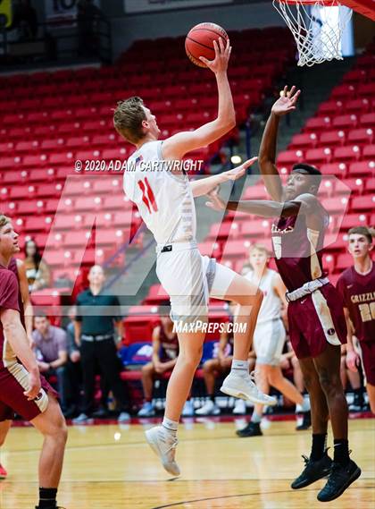 Thumbnail 1 in Logan vs. Crimson Cliffs (Coach Walker Classic) photogallery.
