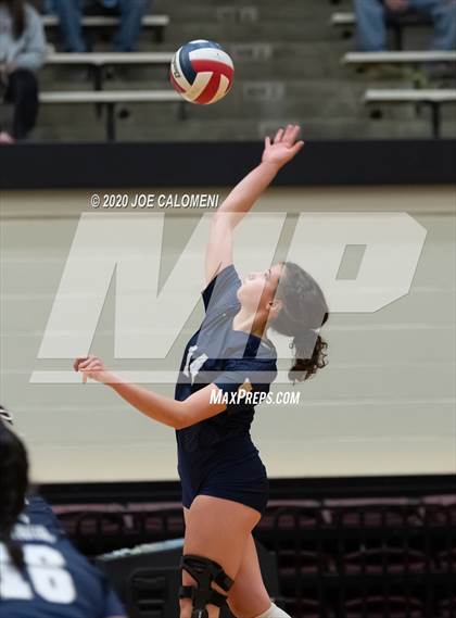 Thumbnail 1 in O'Connor vs Reagan [Ronald] (UIL 6A Region 4 Semifinal) photogallery.