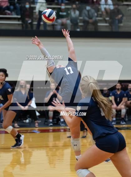 Thumbnail 1 in O'Connor vs Reagan [Ronald] (UIL 6A Region 4 Semifinal) photogallery.