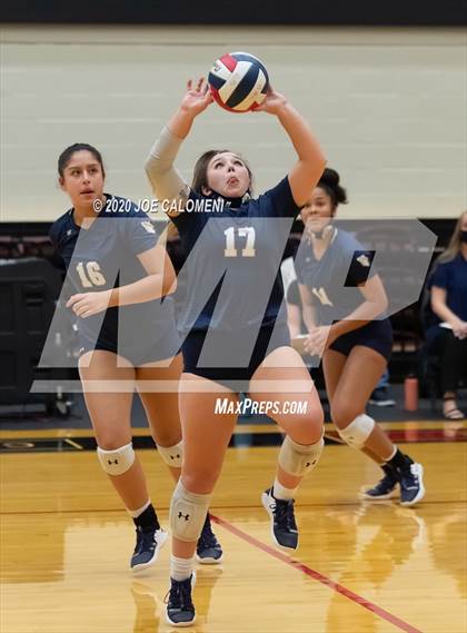 Thumbnail 3 in O'Connor vs Reagan [Ronald] (UIL 6A Region 4 Semifinal) photogallery.