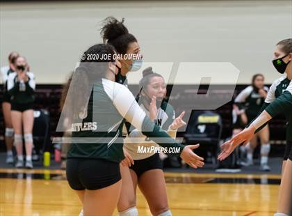 Thumbnail 1 in O'Connor vs Reagan [Ronald] (UIL 6A Region 4 Semifinal) photogallery.