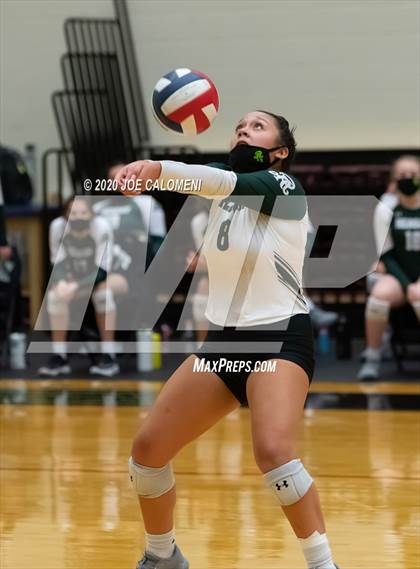 Thumbnail 1 in O'Connor vs Reagan [Ronald] (UIL 6A Region 4 Semifinal) photogallery.