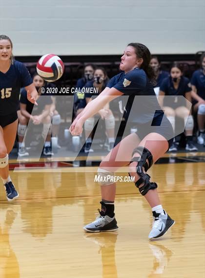 Thumbnail 3 in O'Connor vs Reagan [Ronald] (UIL 6A Region 4 Semifinal) photogallery.